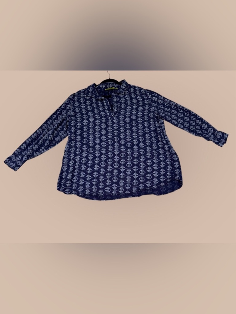 Rock Flower Paper Long Sleeves Top Size XL Blue & White